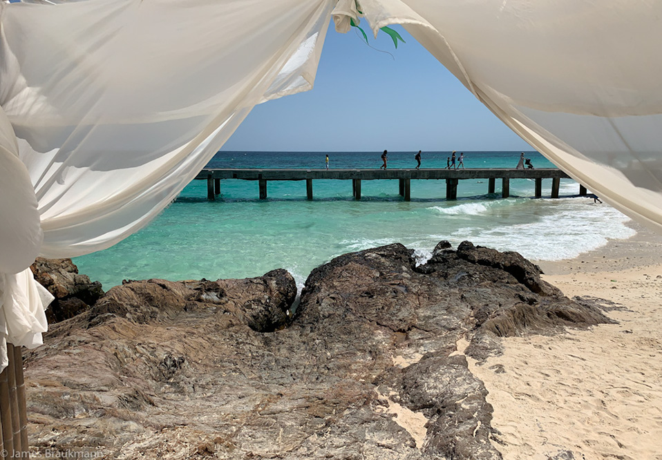 0FF3F14A-FF49-4DD1-BDCB-F428E26605F0